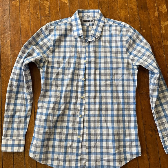 BUNDLE - 2 Men’s Button Down Dress Shirts - Express - Medium - Picture 4 of 5